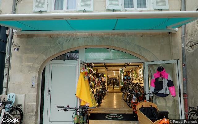 Façade : 12 rue Saint Nicolas, La Rochelle